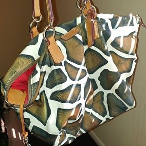 Real D&B Giraffe Print Tote